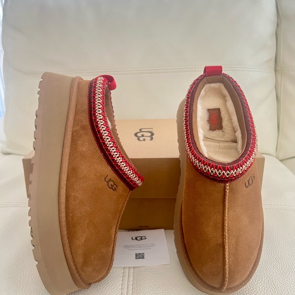 NEW UGG Tazz Suede And Sheepskin Slippers, Chestnut, Womens Size 7 Clog Mules - Picture 6 of 9